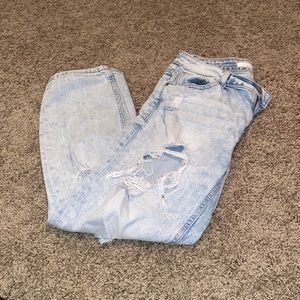 Eunina ripped jeans